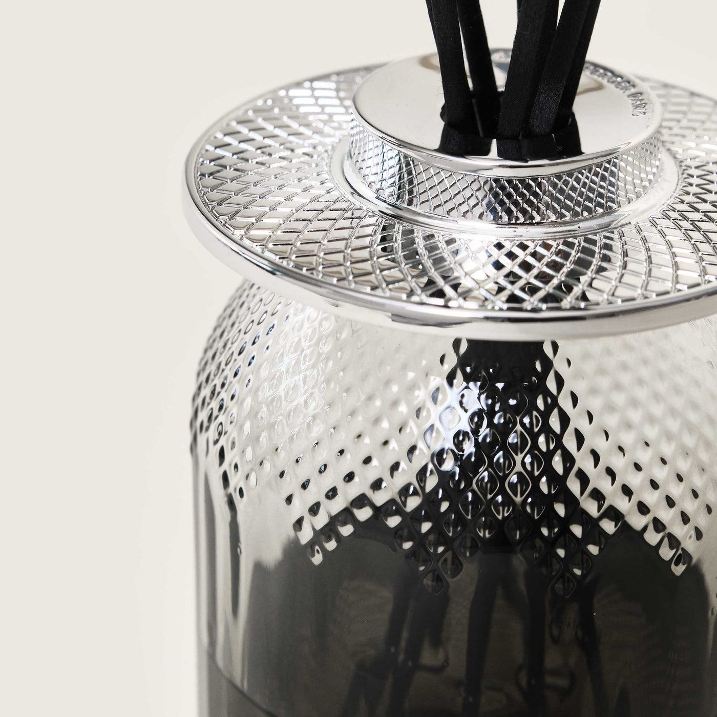 Diffuseurs d’huiles essentielles en verre : de nombreuses vertus