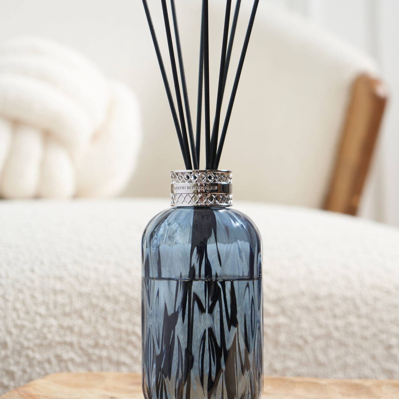 Diffuseurs de parfum à bâtonnets pour la maison : performance et design au rendez-vous