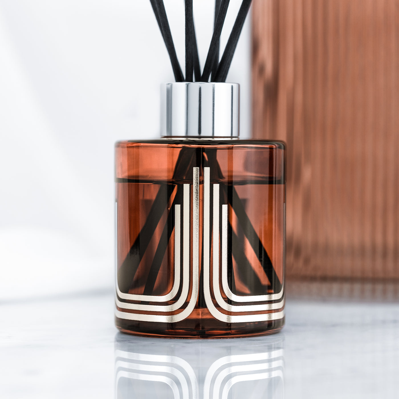 Diffuseurs de parfum oriental : mystère et sensualité dans la maison
