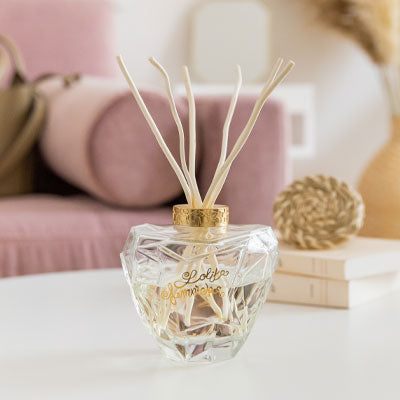 Comment utiliser un diffuseur de parfum avec bâtonnets : nos conseils pour un parfumage optimal