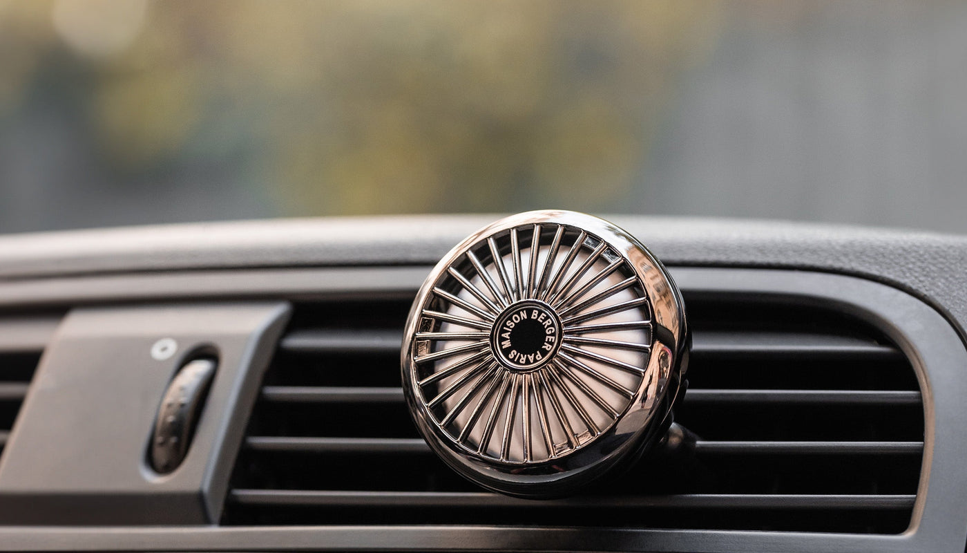 Désodoriser sa voiture : solutions élégantes pour éliminer les mauvaises odeurs