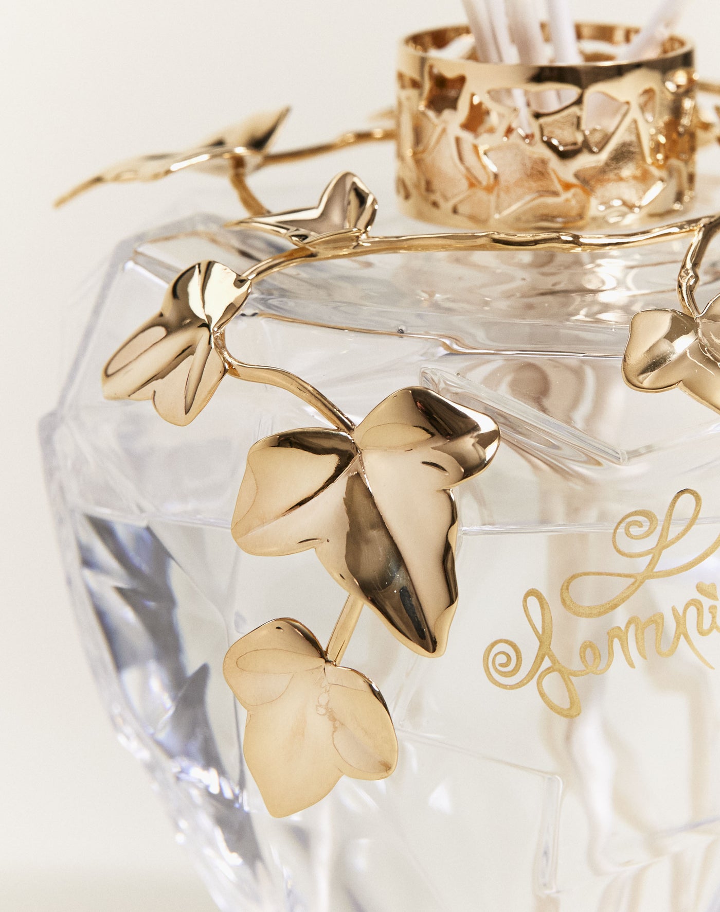 Bouquet bijou parfumé lolita lempicka transparent Couleur