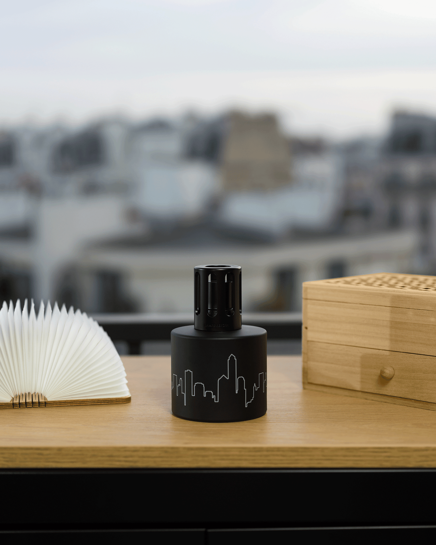 Coffret lampe Berger Skyline Noire